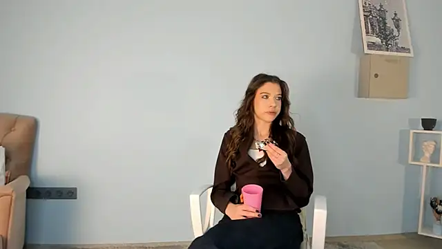 Snapshot of SherronRegler chatting on 14, 12, 2025 SherronRegler online show from 14, 12, 2025