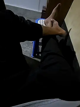 SHARIF12123 online show from 14, 4, 2026