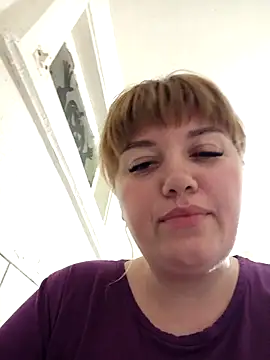 swett girll online show from 15, 4, 2026