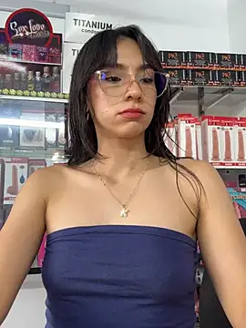 Snapshot of lunaluxury22 chatting on 1, 2, 2026 lunaluxury22 online show from 1, 2, 2026