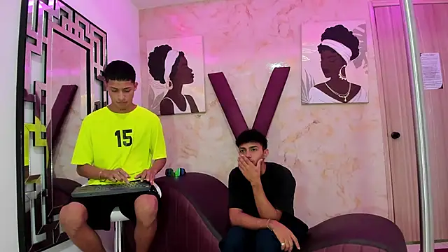 Snapshot of DIAMOND_BLACKS chatting on 15, 12, 2025 DIAMOND BLACKS online show from 15, 12, 2025