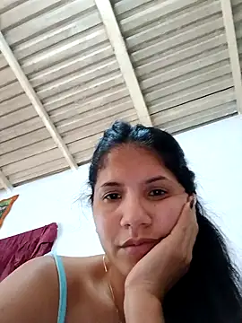 Snapshot of pig_piggy chatting on 13, 12, 2025 pig piggy online show from 13, 12, 2025