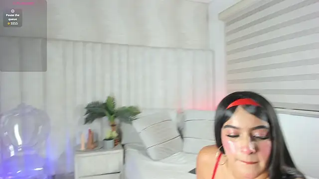 im ariana  online show from 1, 7, 2026