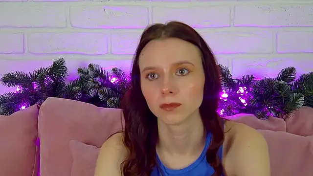 Snapshot of ArinaKubrick chatting on 17, 12, 2025 ArinaKubrick online show from 17, 12, 2025