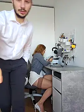 Lovebackground online show from 5, 1, 2025