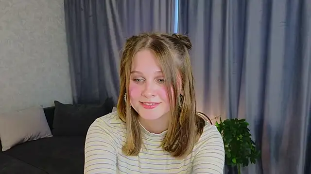 OpalEternis online show from 21, 4, 2026