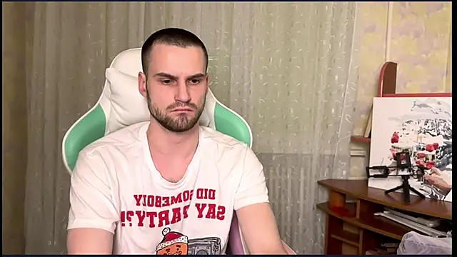 Snapshot of Iveeran chatting on 13, 12, 2025 Iveeran online show from 13, 12, 2025