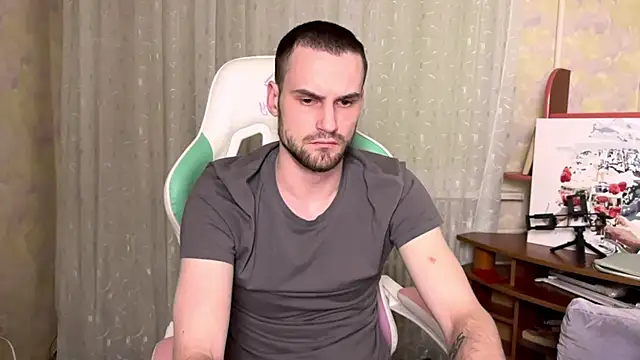 Snapshot of Iveeran chatting on 16, 12, 2025 Iveeran online show from 16, 12, 2025