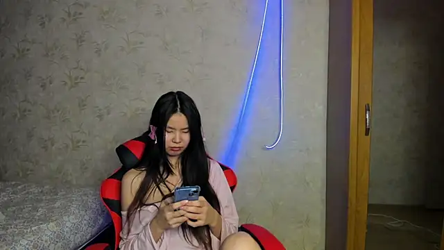 amiya cute online show from 5, 3, 2026