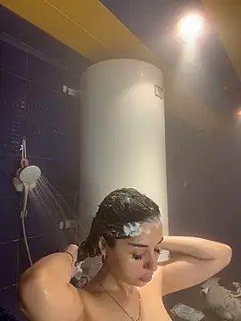 SilkyMira online show from 2, 4, 2026