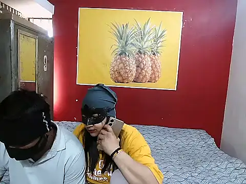 Lovelycouple25 online show from 5, 2, 2026