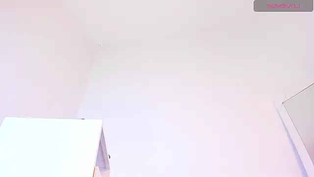 Snapshot of Silvanna-Casstro chatting on 21, 5, 2026 Silvanna-Casstro online show from 21, 5, 2026