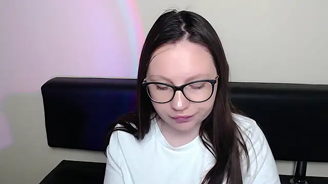 Snapshot of LiliaErmi chatting on 3, 6, 2026 LiliaErmi online show from 3, 6, 2026