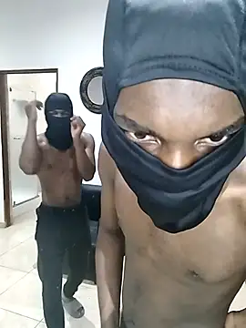 Snapshot of fourways23guy chatting on 16, 12, 2025 fourways23guy online show from 16, 12, 2025