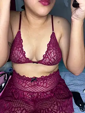 sextwox online show from 2, 4, 2026