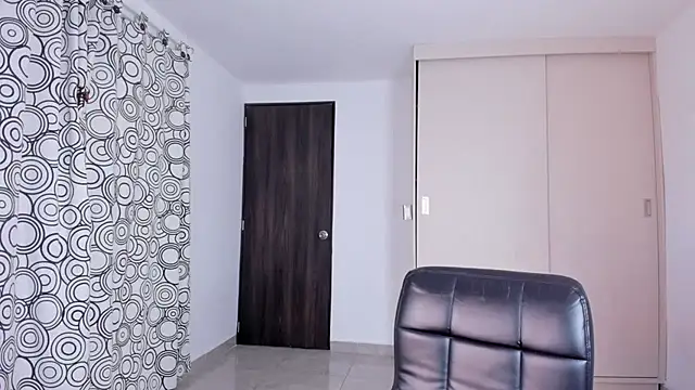 BabyMiaa  online show from 25, 2, 2026