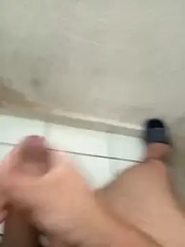 Snapshot of Omarcito18zx chatting on 19, 12, 2025 Omarcito18zx online show from 19, 12, 2025