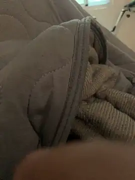 Snapshot of Phuc214055 chatting on 16, 12, 2025 Phuc214055 online show from 16, 12, 2025