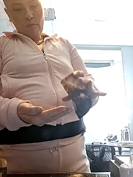 Goddessalizeee online show from 11, 4, 2026