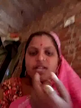 Snapshot of Roshni_shakya chatting on 16, 12, 2025 Roshni shakya online show from 16, 12, 2025