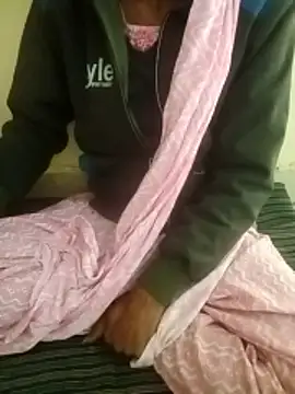 Snapshot of kum-kum78 chatting on 15, 12, 2025 kum-kum78 online show from 15, 12, 2025