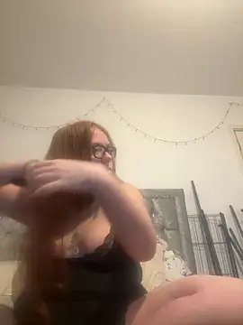 Snapshot of AnnieAinsx chatting on 11, 2, 2026 AnnieAinsx online show from 11, 2, 2026