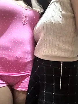 Snapshot of Aarudarling0 chatting on 14, 12, 2025 Aarudarling0 online show from 14, 12, 2025