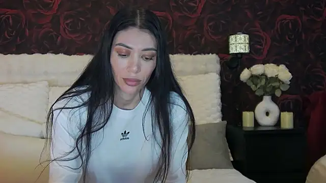 Leena C online show from 11, 2, 2026