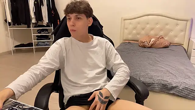 Snapshot of Matthew__Cooper chatting on 14, 12, 2025 Matthew Cooper online show from 14, 12, 2025