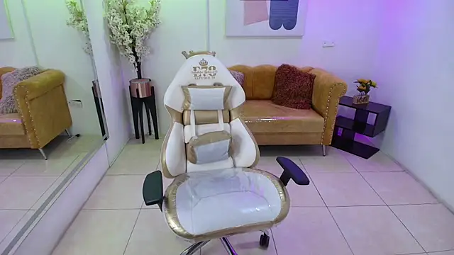 Carolina cherry online show from 12, 4, 2026