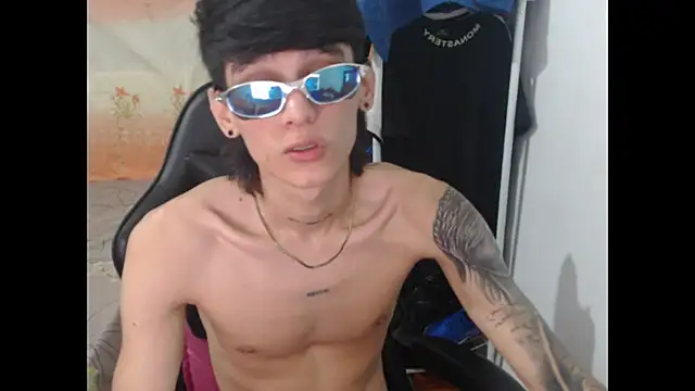 Sweett Boyy online show from 18, 12, 2025