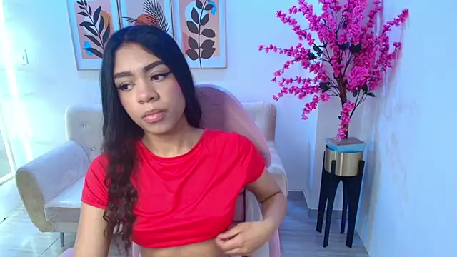 Sophie clay online show from 18, 4, 2026