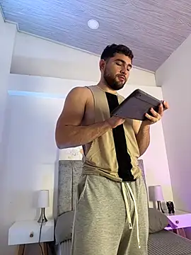 Steve-Carter online show from 7, 4, 2026