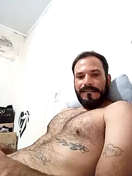 Snapshot of Dionaatanm chatting on 13, 12, 2025 Dionaatanm online show from 13, 12, 2025