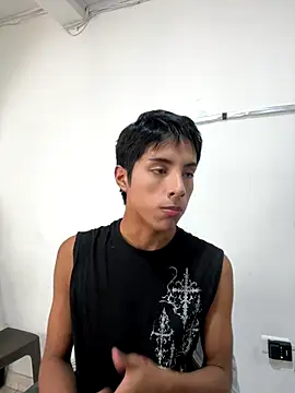 Snapshot of EstivenSallas2 chatting on 13, 12, 2025 EstivenSallas2 online show from 13, 12, 2025