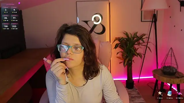 Ariell Mini online show from 19, 5, 2026