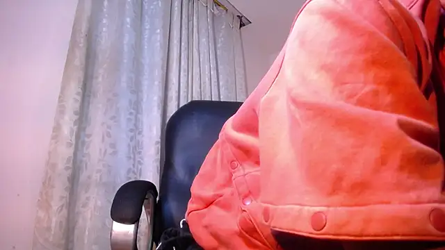 Snapshot of TOMBOYSEXX chatting on 17, 6, 2026 TOMBOYSEXX online show from 17, 6, 2026