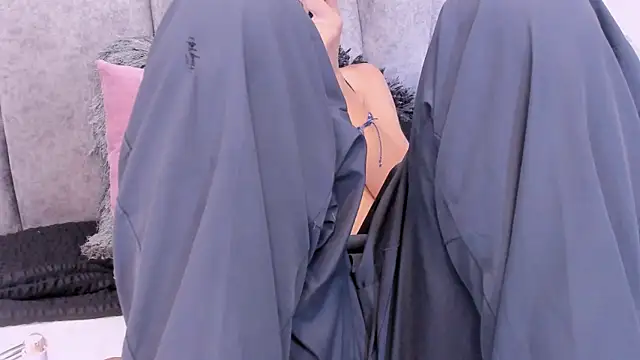 Scarlett Sk online show from 10, 4, 2026