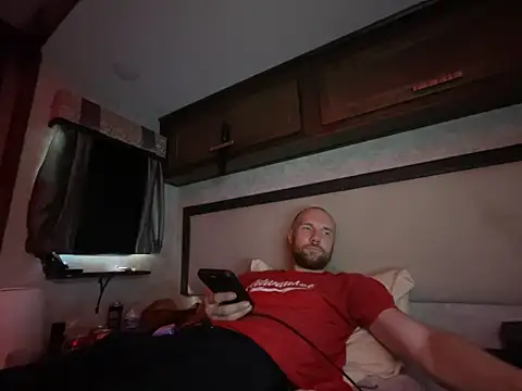 SparkledExtern online show from 8, 2, 2026