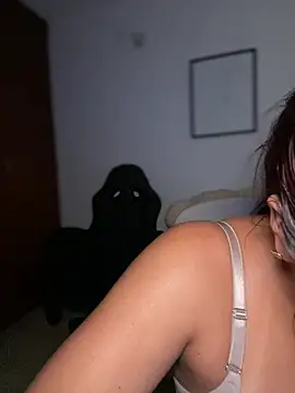 Snapshot of Zarahs_Blare1 chatting on 5, 6, 2026 Zarahs Blare1 online show from 5, 6, 2026