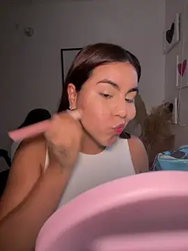 Zarahs Blare1 online show from 16, 7, 2026