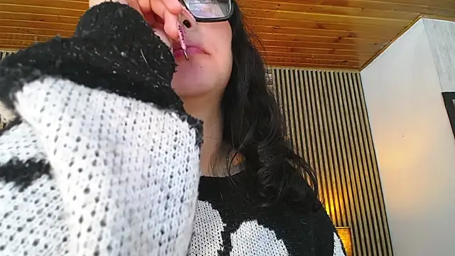 Snapshot of Amy_channel chatting on 24, 4, 2026 Amy channel online show from 24, 4, 2026