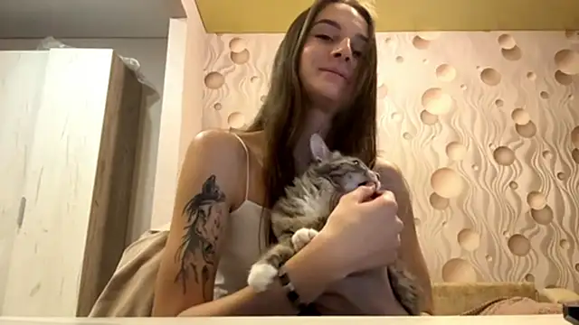 Snapshot of YolondaLillie chatting on 14, 12, 2025 YolondaLillie online show from 14, 12, 2025