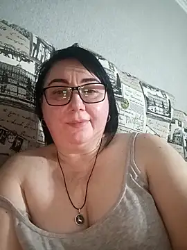 MariSwan222 online show from 3, 2, 2026