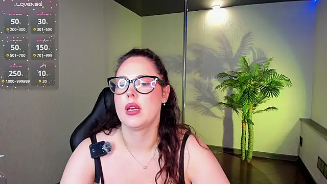 Snapshot of AlbaLimory chatting on 3, 7, 2026 AlbaLimory online show from 3, 7, 2026
