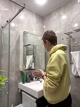 Snapshot of Sensual_Flower chatting on 12, 2, 2026 Sensual Flower online show from 12, 2, 2026