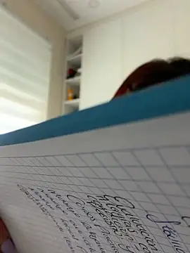 lara beker online show from 25, 4, 2026