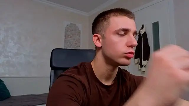 Snapshot of KellenWest chatting on 14, 5, 2026 KellenWest online show from 14, 5, 2026