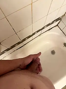 Leshot2025 online show from 15, 12, 2025