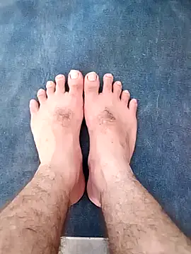 Snapshot of SheeringTameness69 chatting on 15, 12, 2025 SheeringTameness69 online show from 15, 12, 2025